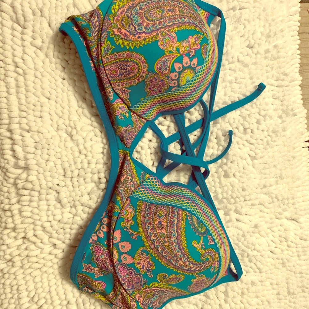 Bikini top